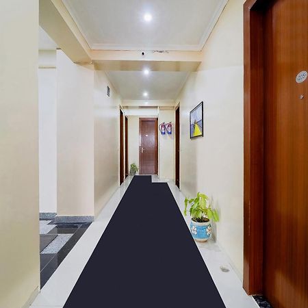 Treebo Rejoice 52 - 3Km From Huda City Metro Station Badshahpur Exterior foto