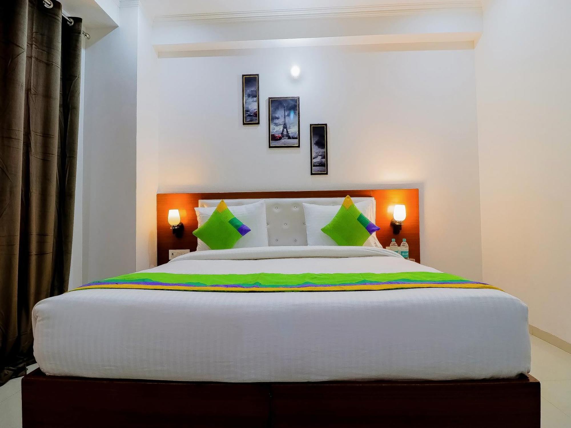 Treebo Rejoice 52 - 3Km From Huda City Metro Station Badshahpur Exterior foto