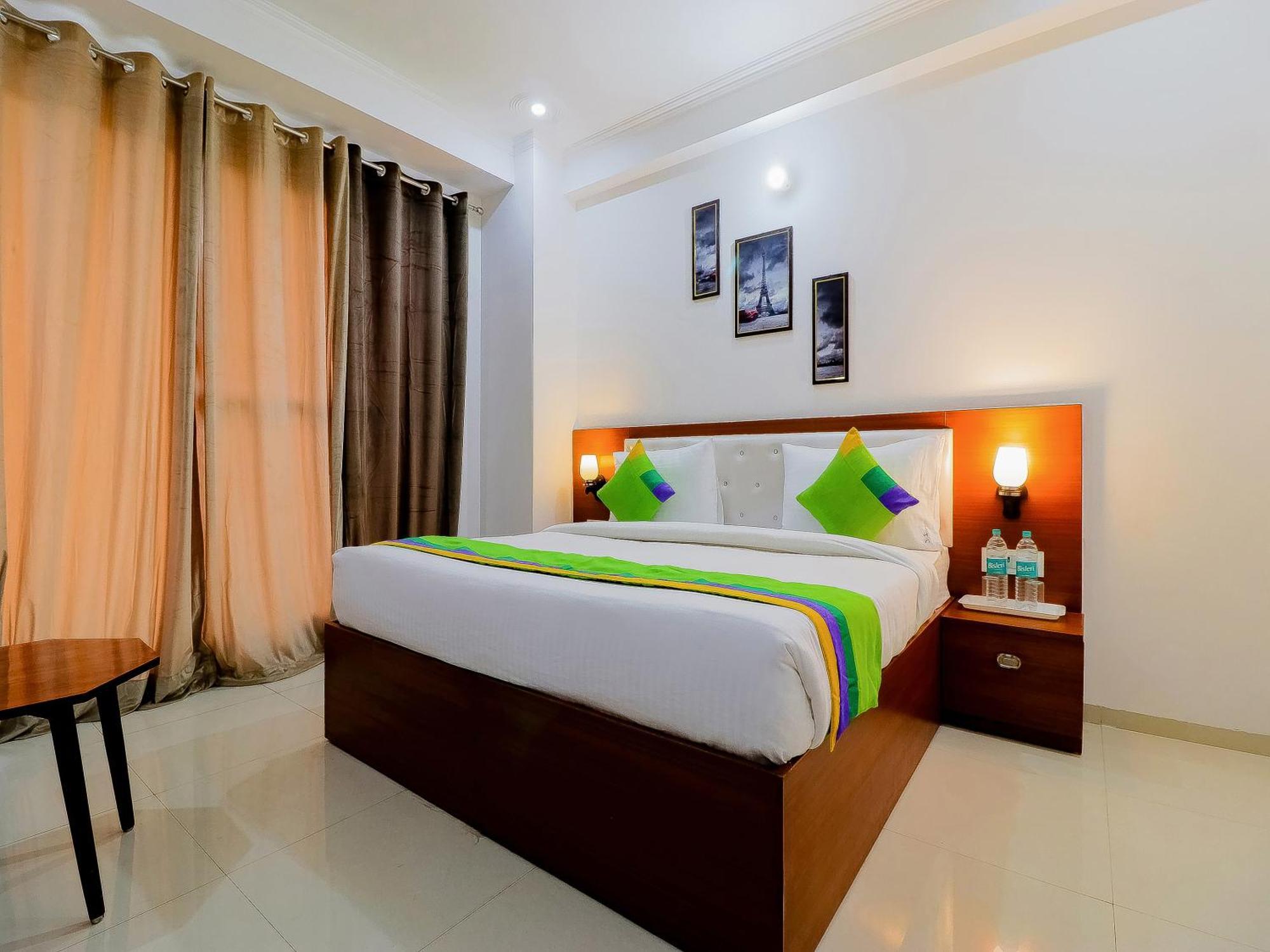 Treebo Rejoice 52 - 3Km From Huda City Metro Station Badshahpur Exterior foto